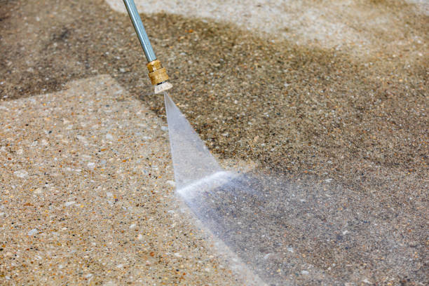 Best Warehouse Cleaning  in Little Chute, WI